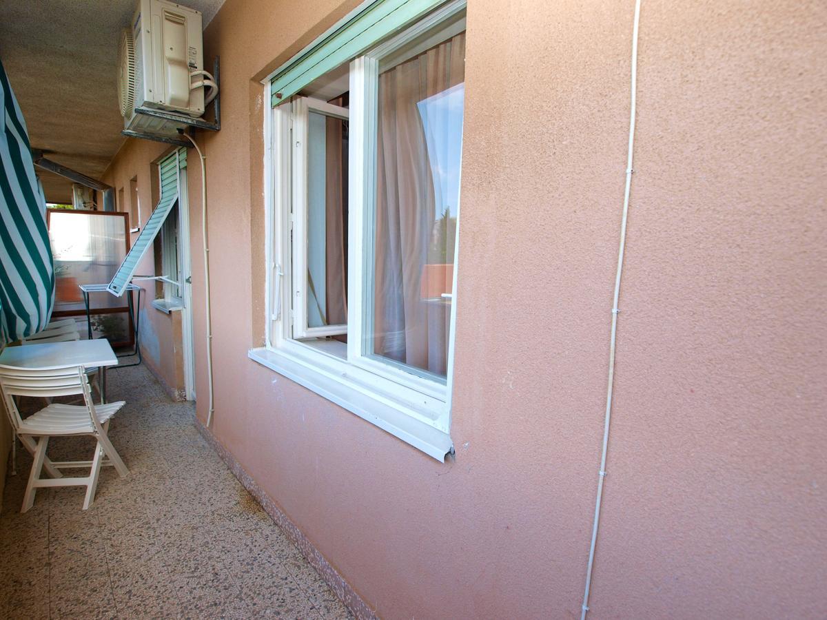 Apartment Silva 1133 Pula Bagian luar foto